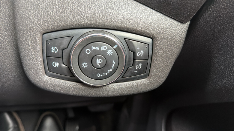 Ford Transit Connect 240 L2 Diesel 1.5 TDCi 120ps Limited Van